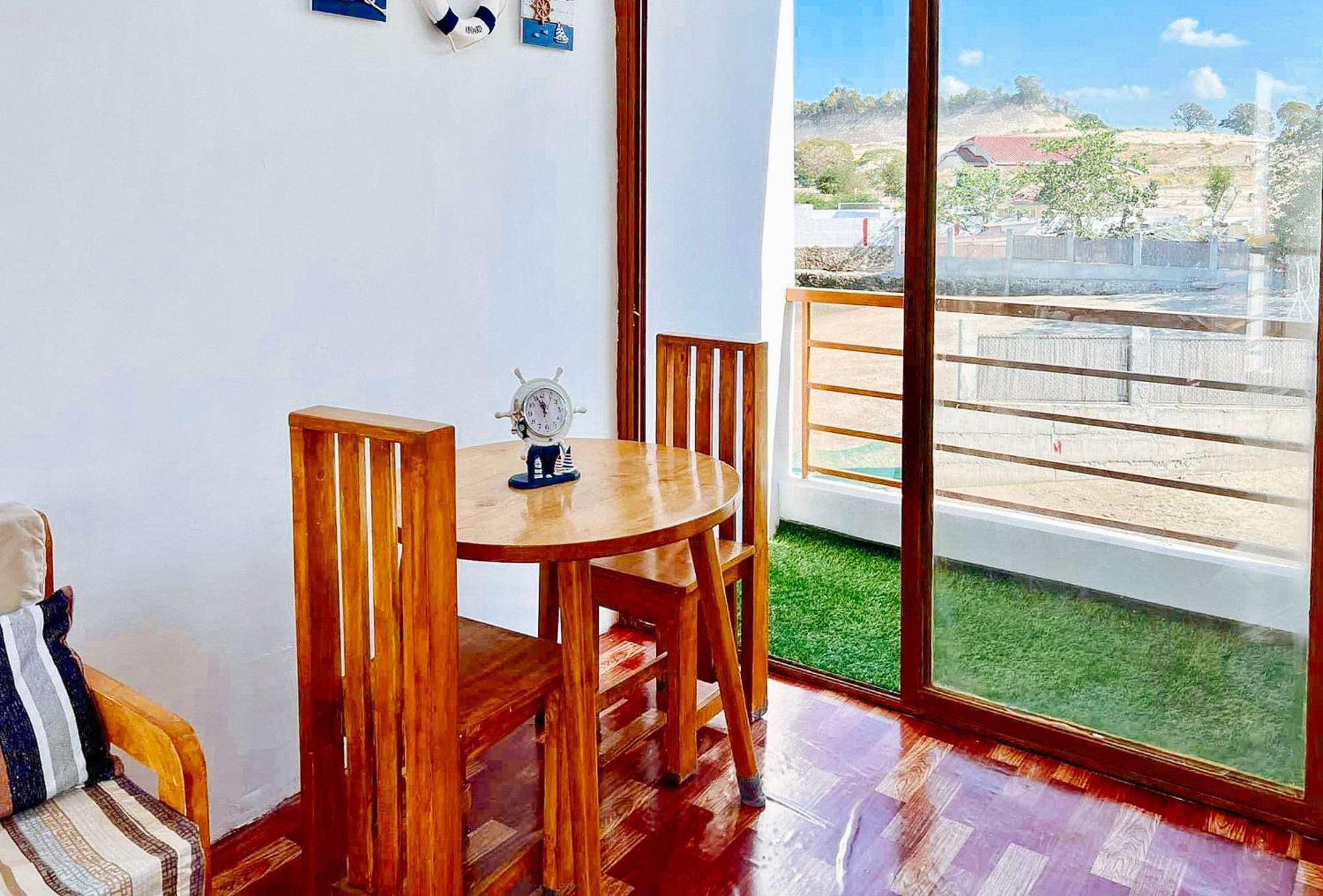 The Lavana Villa Del Matabungkay By Reddoorz Lian Extérieur photo