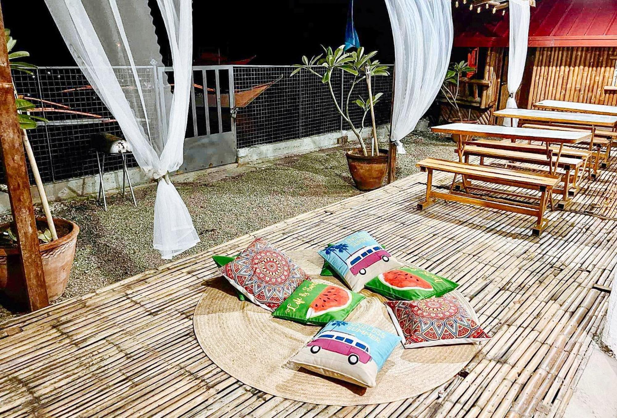 The Lavana Villa Del Matabungkay By Reddoorz Lian Extérieur photo